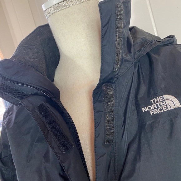 Women’s The North Face Black Rain Jacket Size XS - Picture 3 of 5